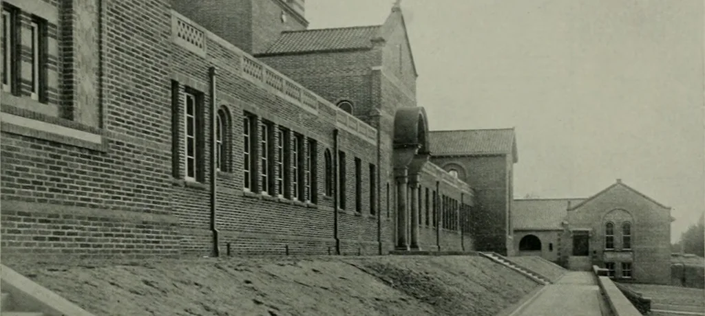 An illustration from The Architect & engineer of California and the Pacific Coast, 1905, leaf 272