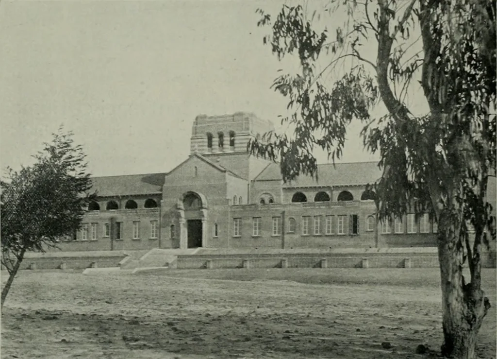 An illustration from The Architect & engineer of California and the Pacific Coast, 1905, leaf 272
