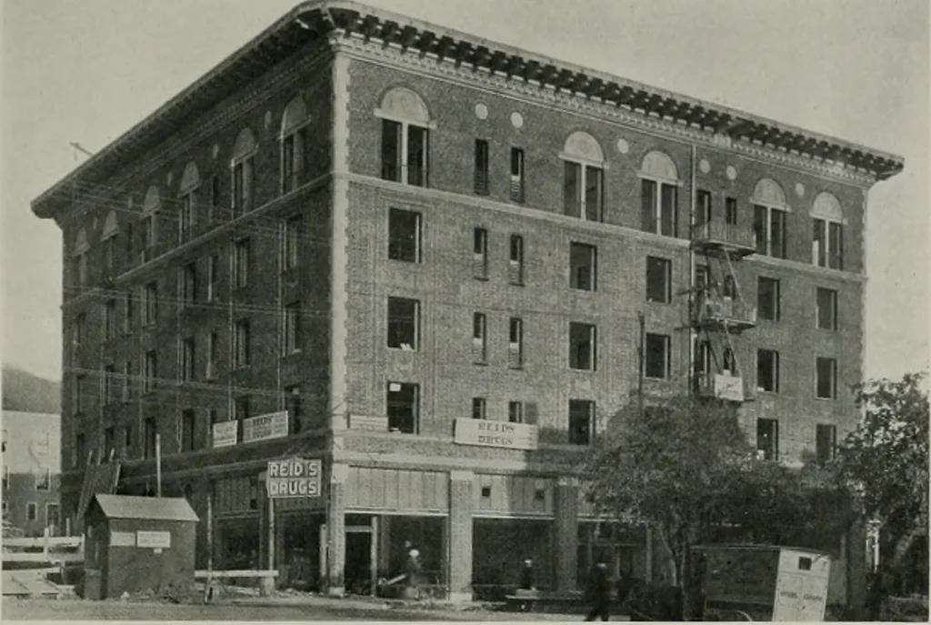 An illustration from The Architect & engineer of California and the Pacific Coast, 1905, leaf 408