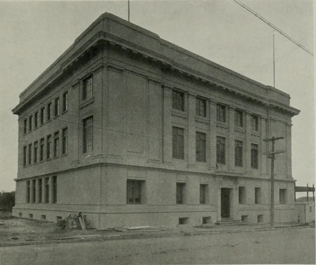 An illustration from The Architect & engineer of California and the Pacific Coast, 1905, leaf 410