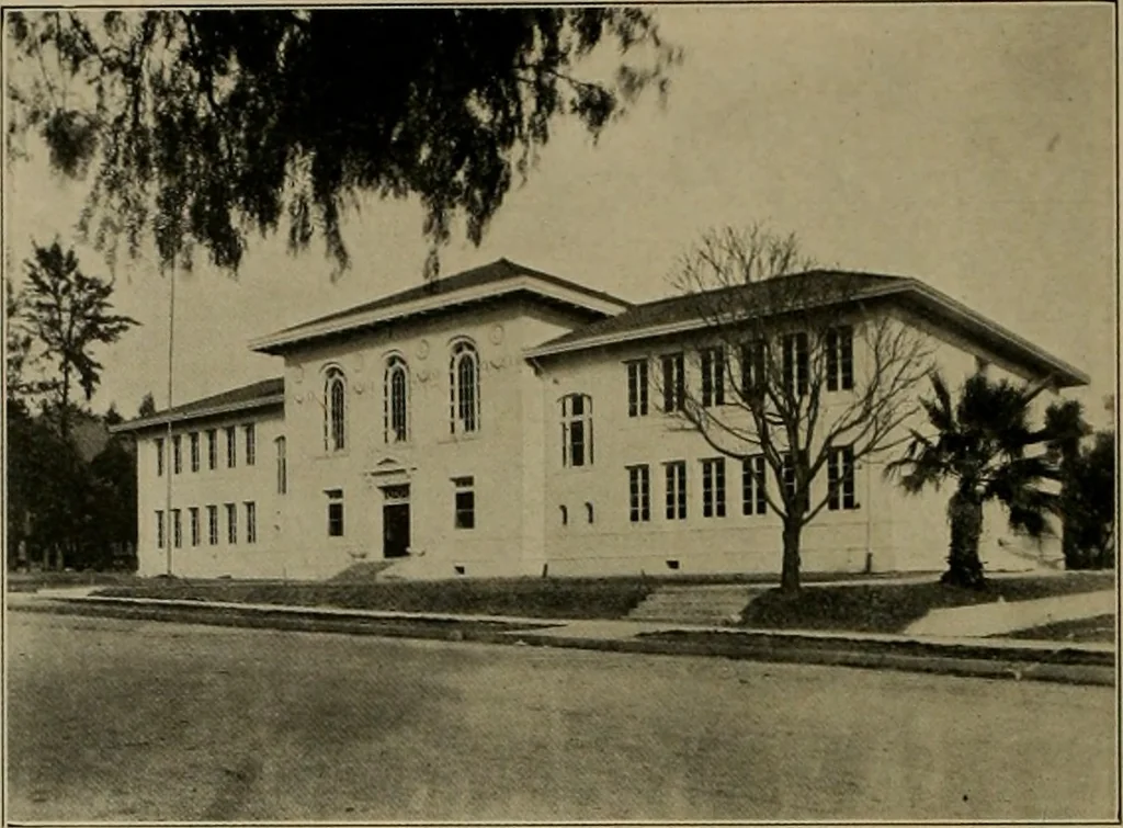 An illustration from The Architect & engineer of California and the Pacific Coast, 1905, leaf 61