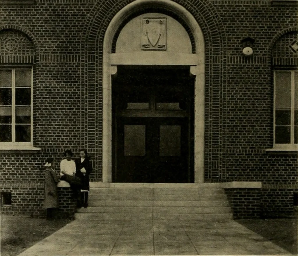 An illustration from The Architect & engineer of California and the Pacific Coast, 1905, leaf 65