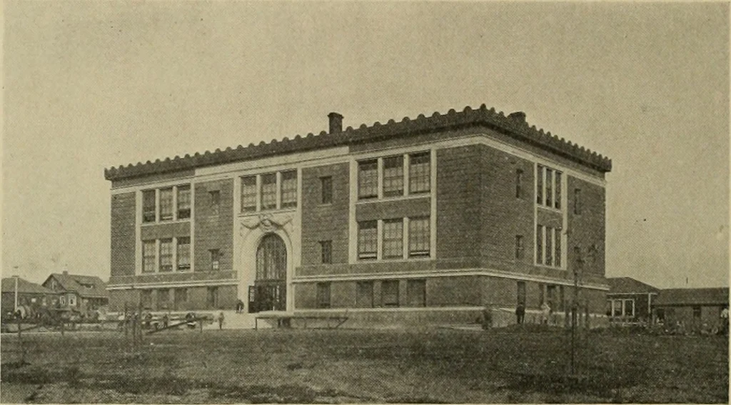 An illustration from The Architect & engineer of California and the Pacific Coast, 1905, leaf 391