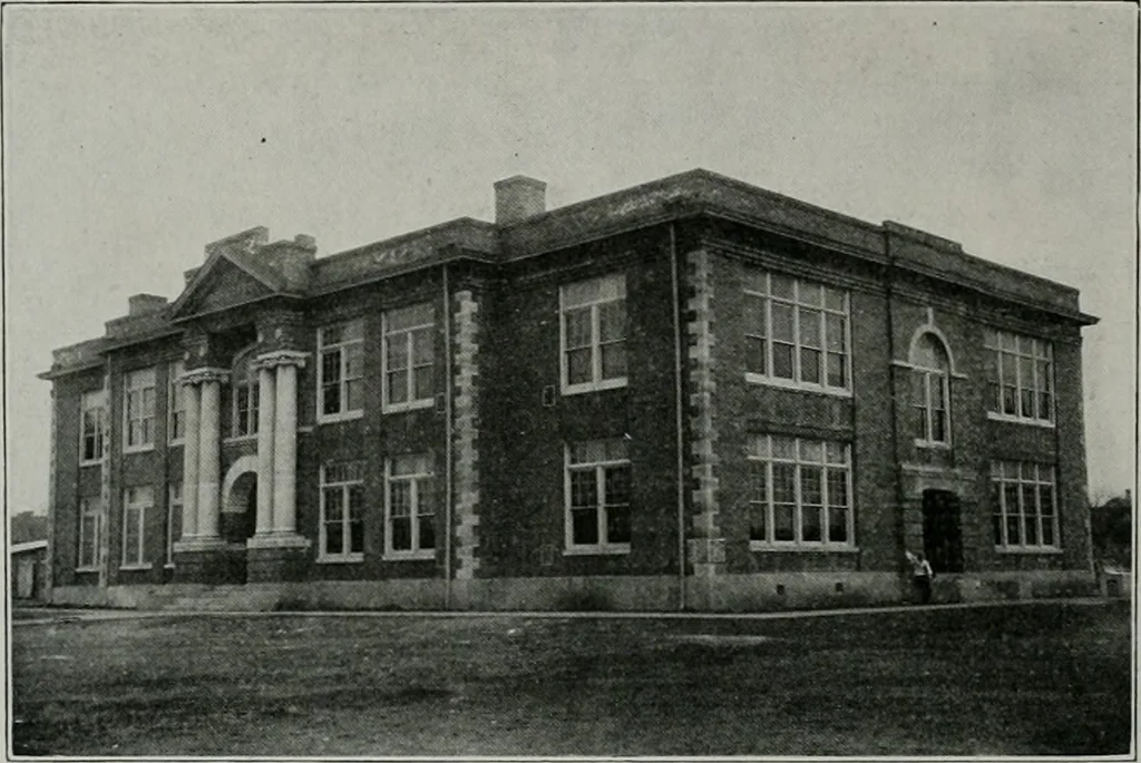 An illustration from The Architect & engineer of California and the Pacific Coast, 1905, leaf 282