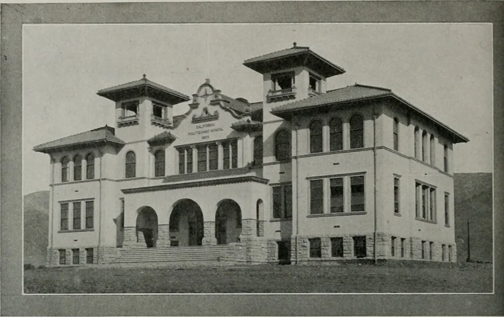 An illustration from The Architect & engineer of California and the Pacific Coast, 1905, leaf 310