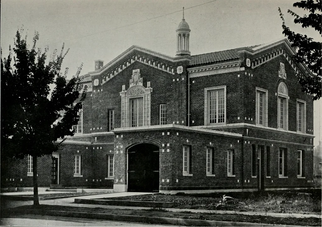 An illustration from The Architect & engineer of California and the Pacific Coast, 1905, leaf 394