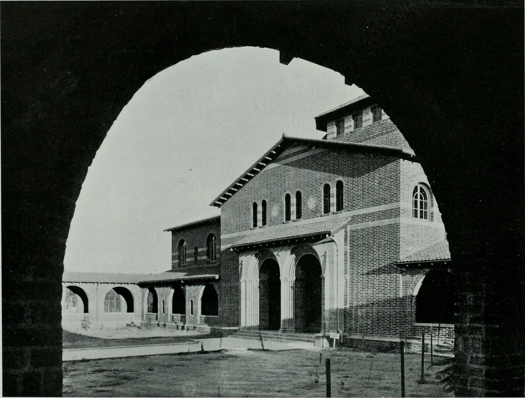 An illustration from The Architect & engineer of California and the Pacific Coast, 1905, leaf 387
