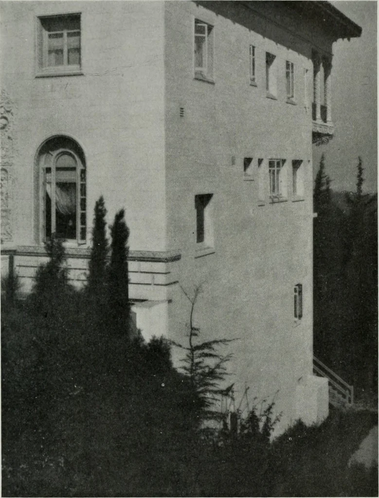 An illustration from The Architect & engineer of California and the Pacific Coast, 1905, leaf 208