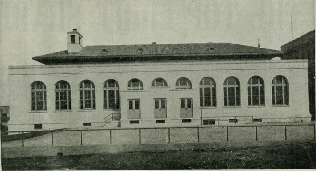 An illustration from The Architect & engineer of California and the Pacific Coast, 1905, leaf 32