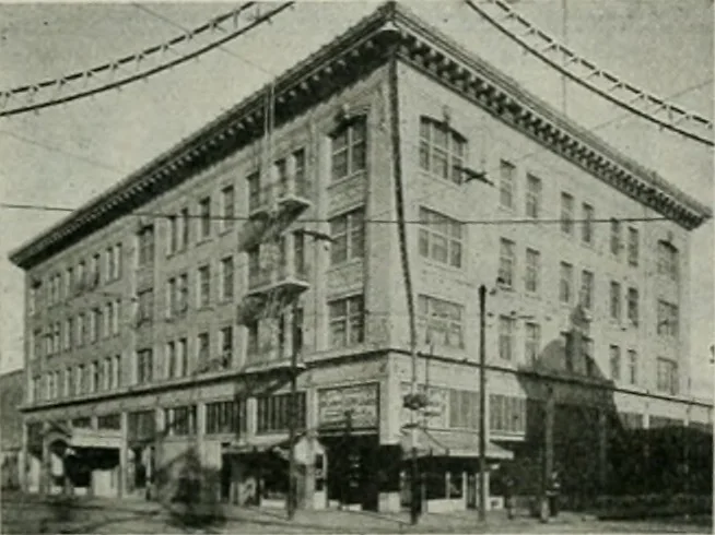 An illustration from The Architect & engineer of California and the Pacific Coast, 1905, leaf 332