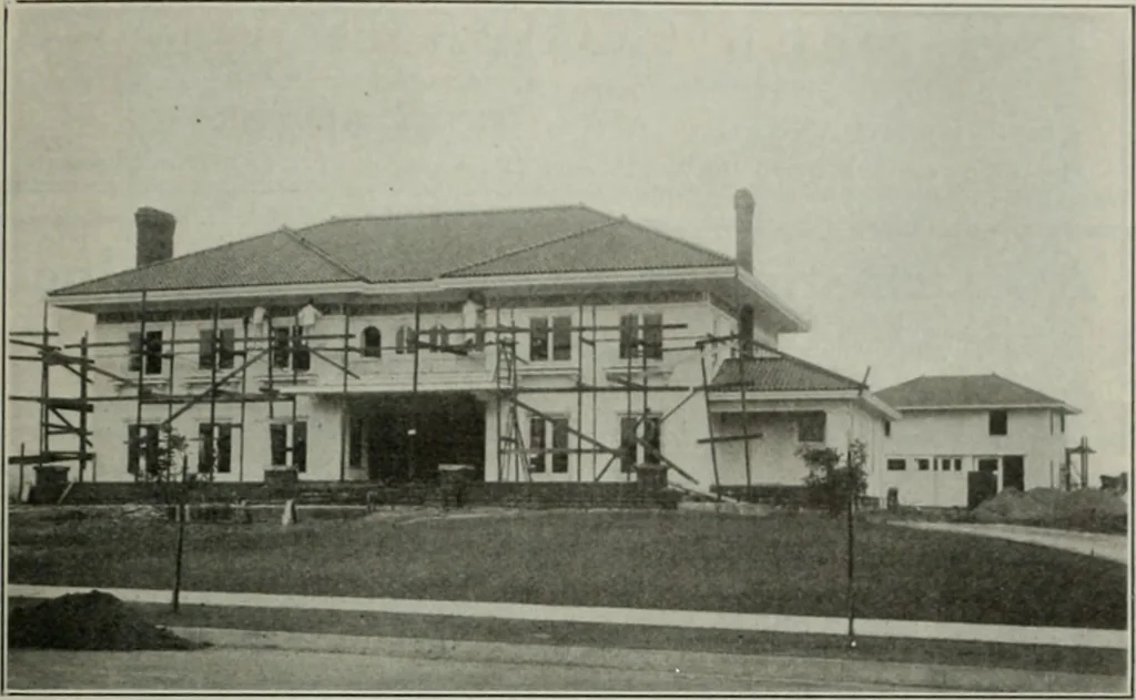 An illustration from The Architect & engineer of California and the Pacific Coast, 1905, leaf 206