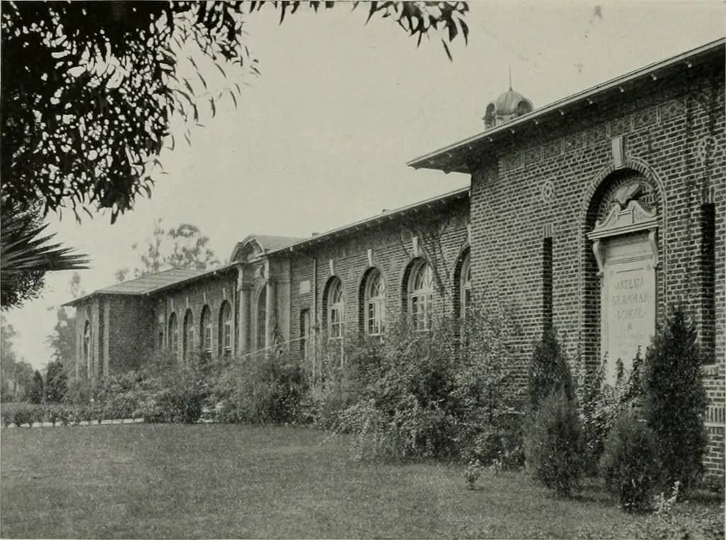 An illustration from The Architect & engineer of California and the Pacific Coast, 1905, leaf 239