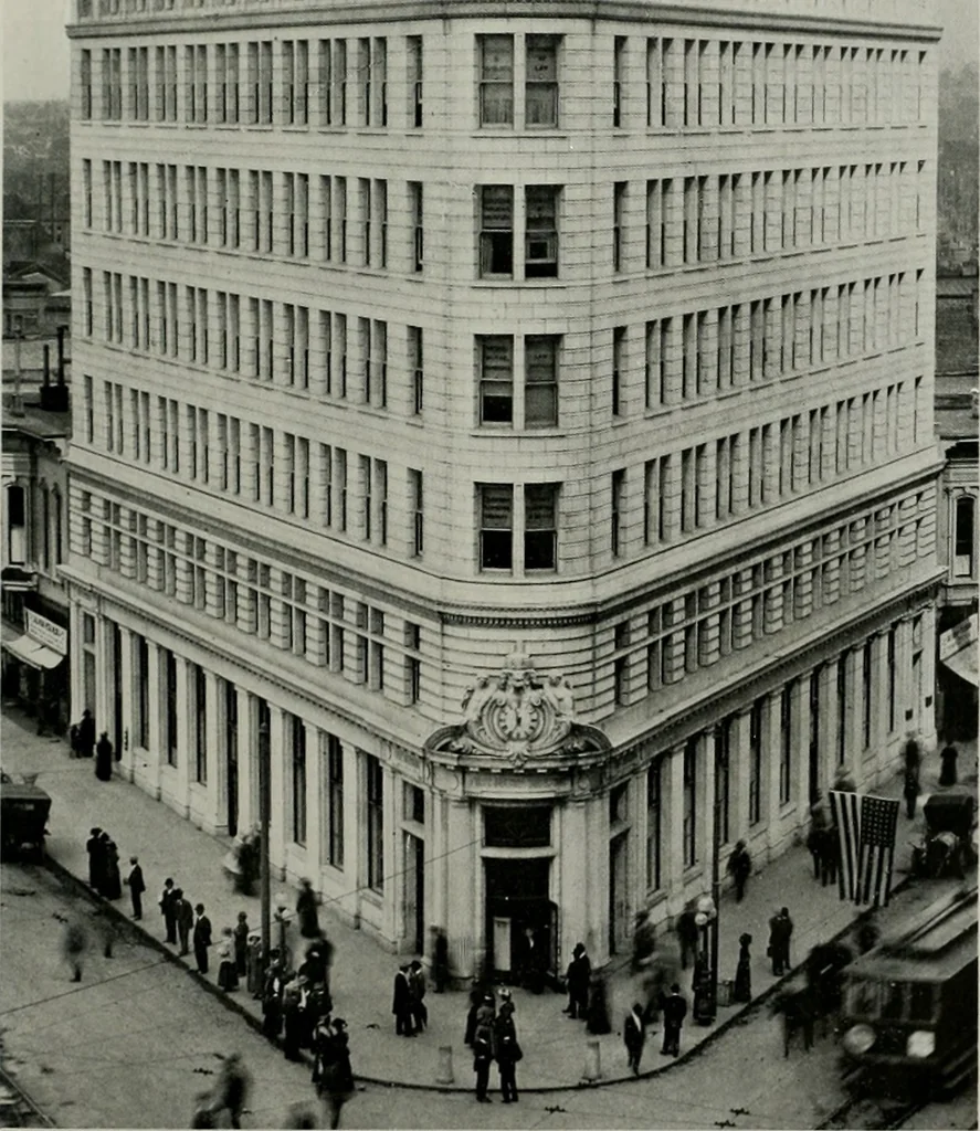 An illustration from The Architect & engineer of California and the Pacific Coast, 1905, leaf 326