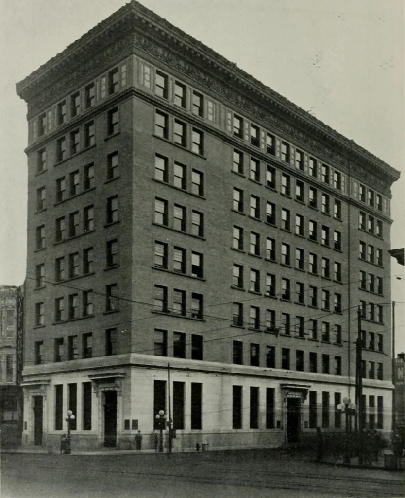 An illustration from The Architect & engineer of California and the Pacific Coast, 1905, leaf 331