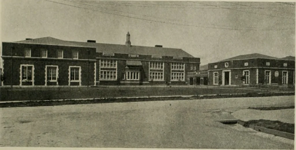 An illustration from The Architect & engineer of California and the Pacific Coast, 1905, leaf 426