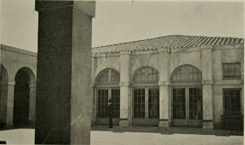 An illustration from The Architect & engineer of California and the Pacific Coast, 1905, leaf 436