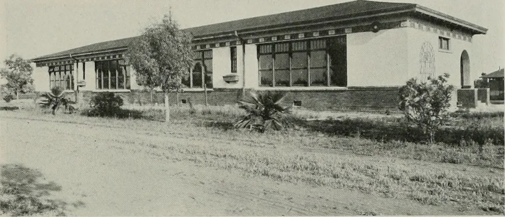 An illustration from The Architect & engineer of California and the Pacific Coast, 1905, leaf 218