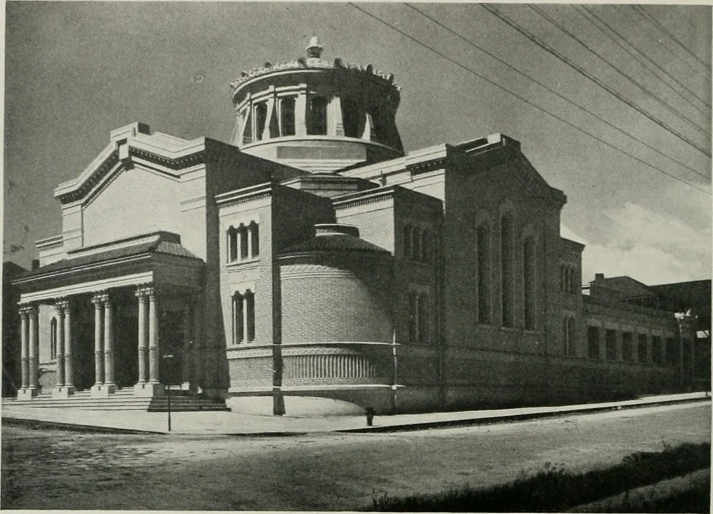 An illustration from The Architect & engineer of California and the Pacific Coast, 1905, leaf 327