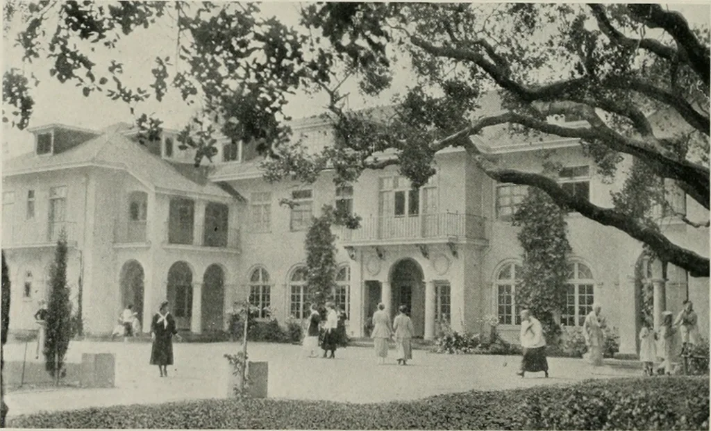 An illustration from The Architect & engineer of California and the Pacific Coast, 1905, leaf 335