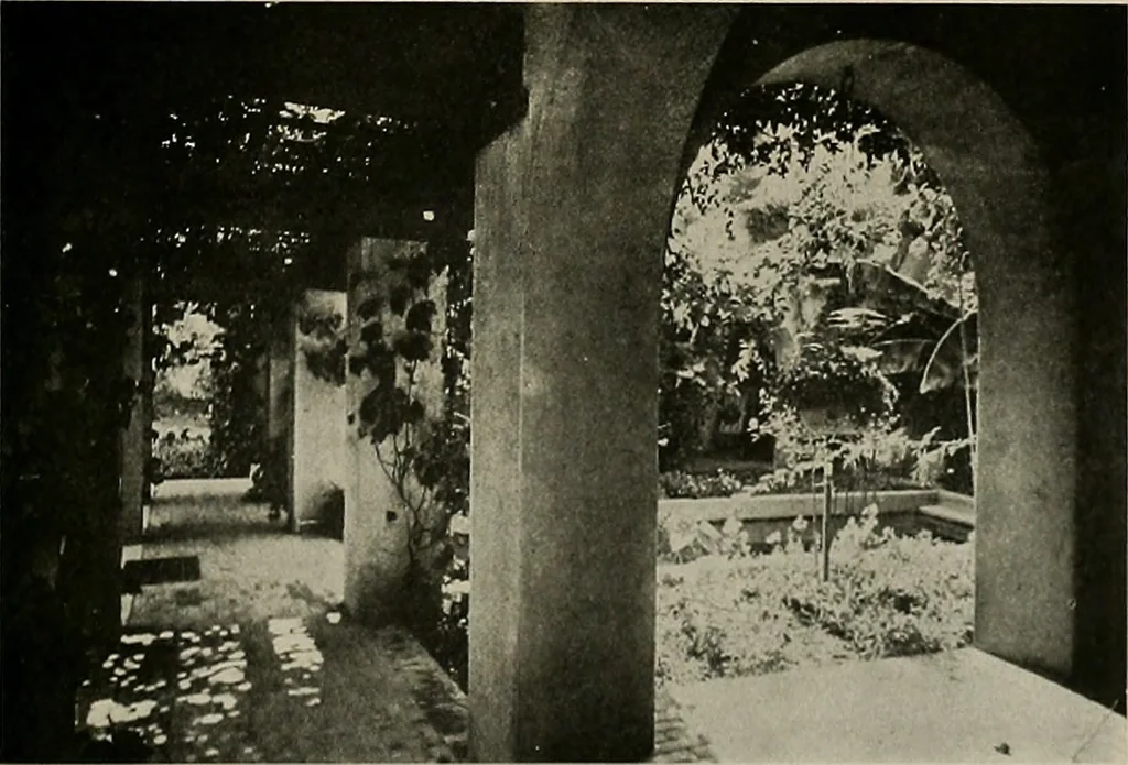 An illustration from The Architect & engineer of California and the Pacific Coast, 1905, leaf 700