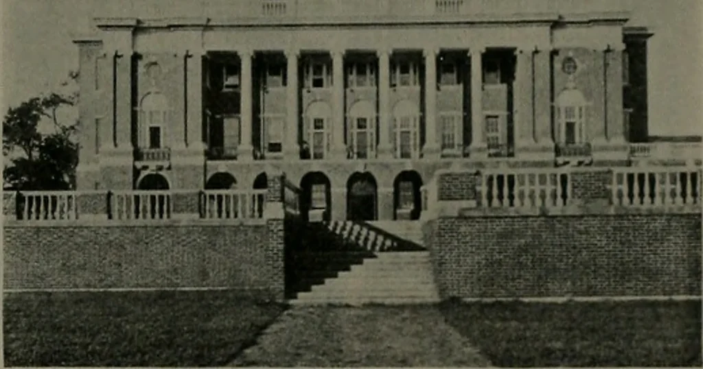 An illustration from The Architect & engineer of California and the Pacific Coast, 1905, leaf 354