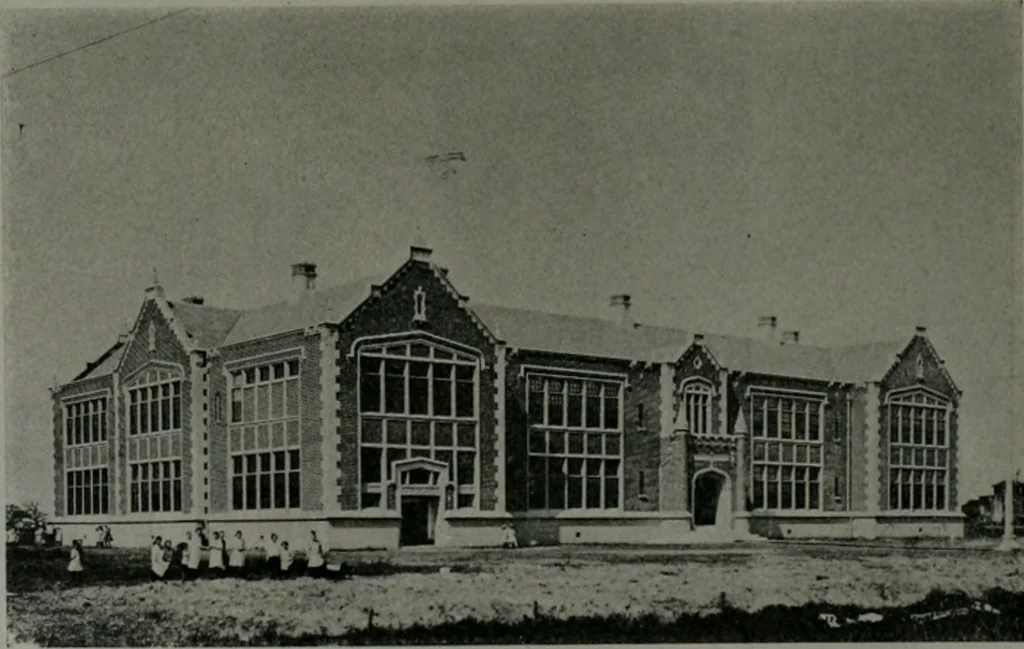 An illustration from The Architect & engineer of California and the Pacific Coast, 1905, leaf 381