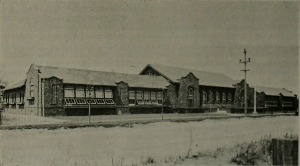 An illustration from The Architect & engineer of California and the Pacific Coast, 1905, leaf 386