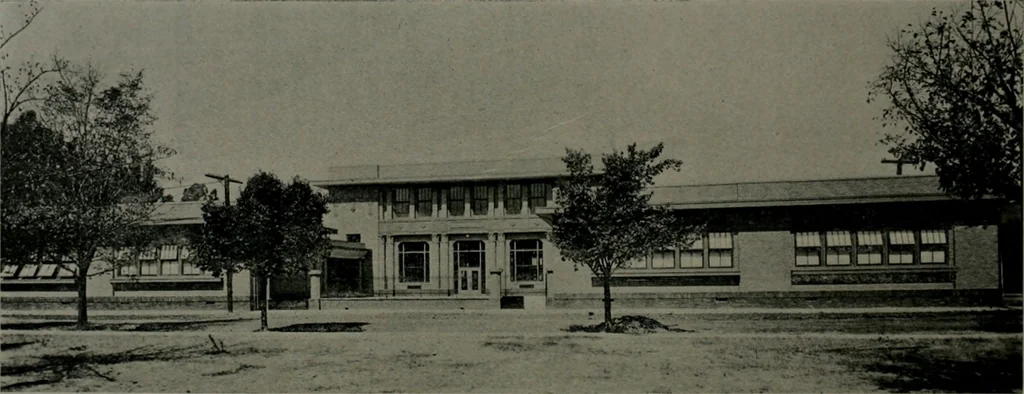 An illustration from The Architect & engineer of California and the Pacific Coast, 1905, leaf 417