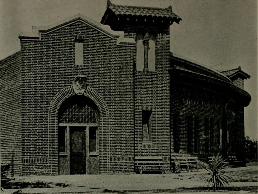 An illustration from The Architect & engineer of California and the Pacific Coast, 1905, leaf 523
