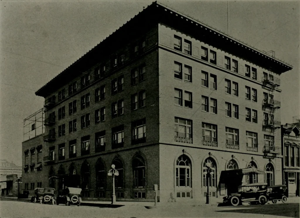 An illustration from The Architect & engineer of California and the Pacific Coast, 1905, leaf 533