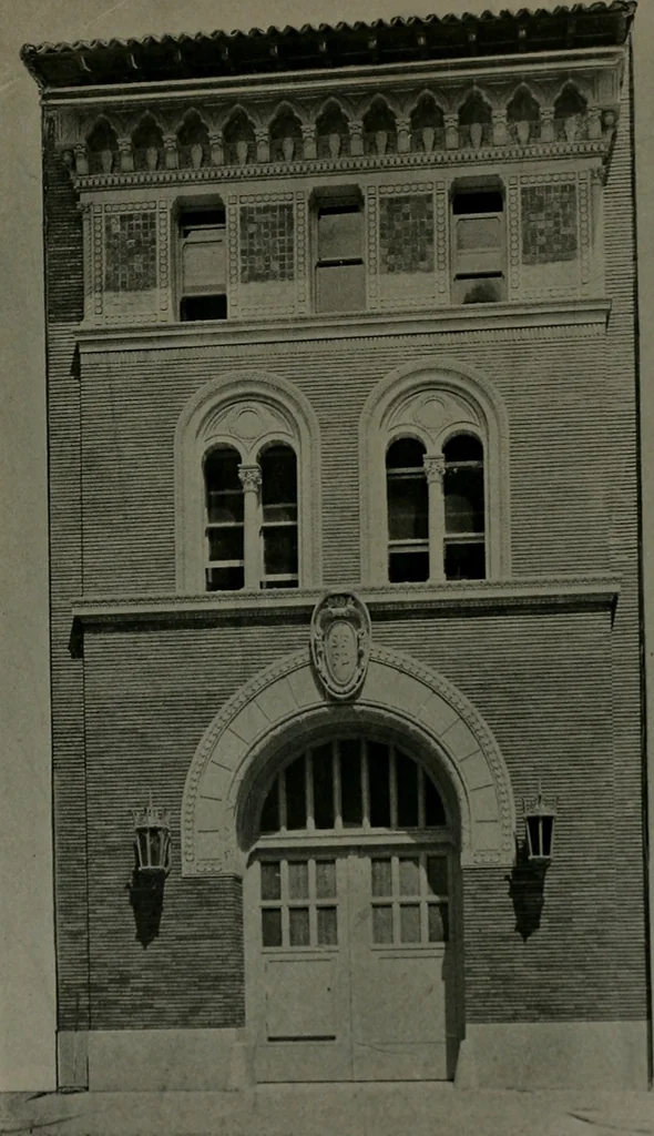 An illustration from The Architect & engineer of California and the Pacific Coast, 1905, leaf 62