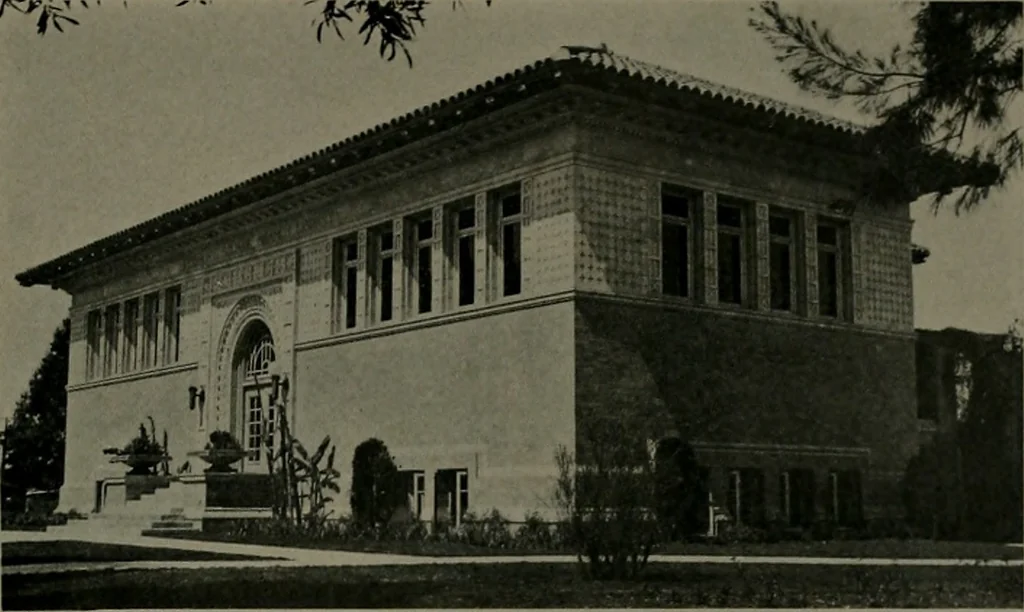 An illustration from The Architect & engineer of California and the Pacific Coast, 1905, leaf 86