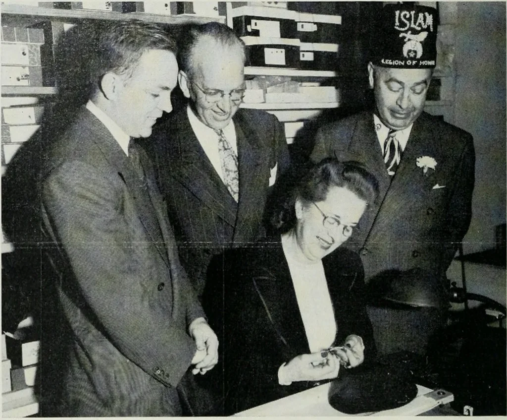 An illustration from Bay region business v.5 (1948), 1905, leaf 85
