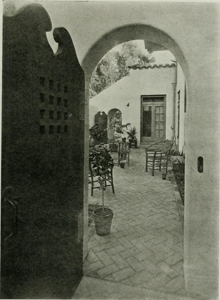 An illustration from The Architect & engineer of California and the Pacific Coast, 1905, leaf 206
