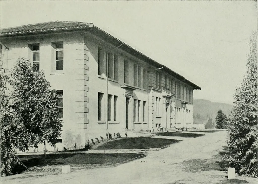 An illustration from The Architect & engineer of California and the Pacific Coast, 1905, leaf 320