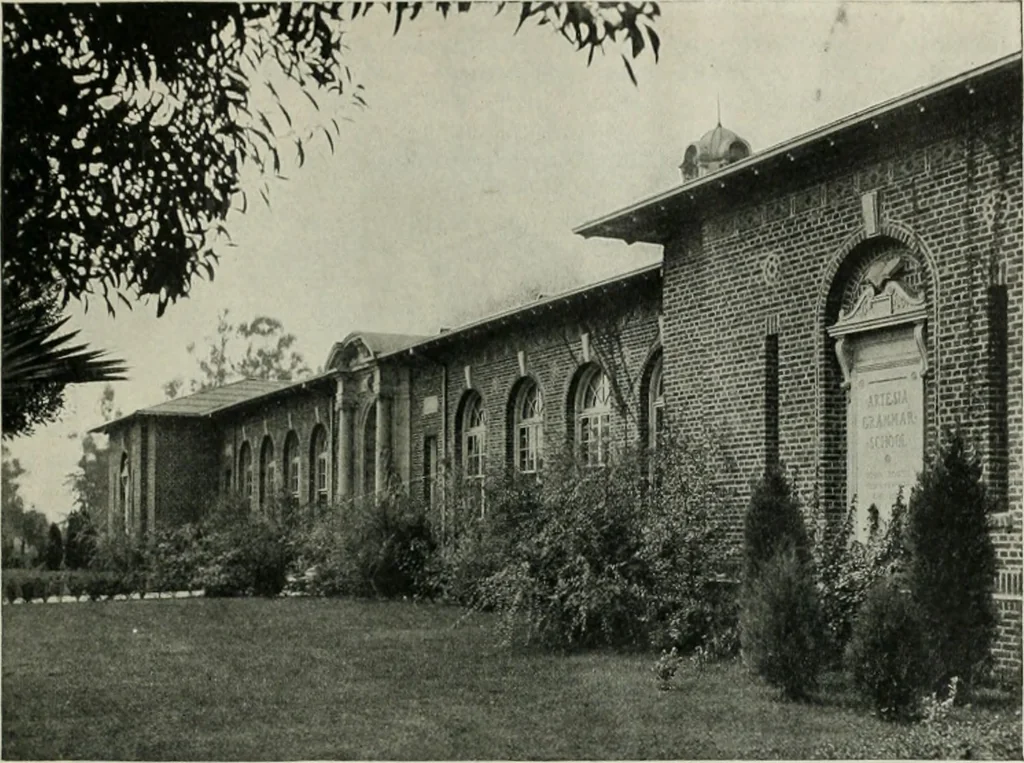An illustration from The Architect & engineer of California and the Pacific Coast, 1905, leaf 38