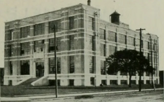 An illustration from The Architect & engineer of California and the Pacific Coast, 1905, leaf 310