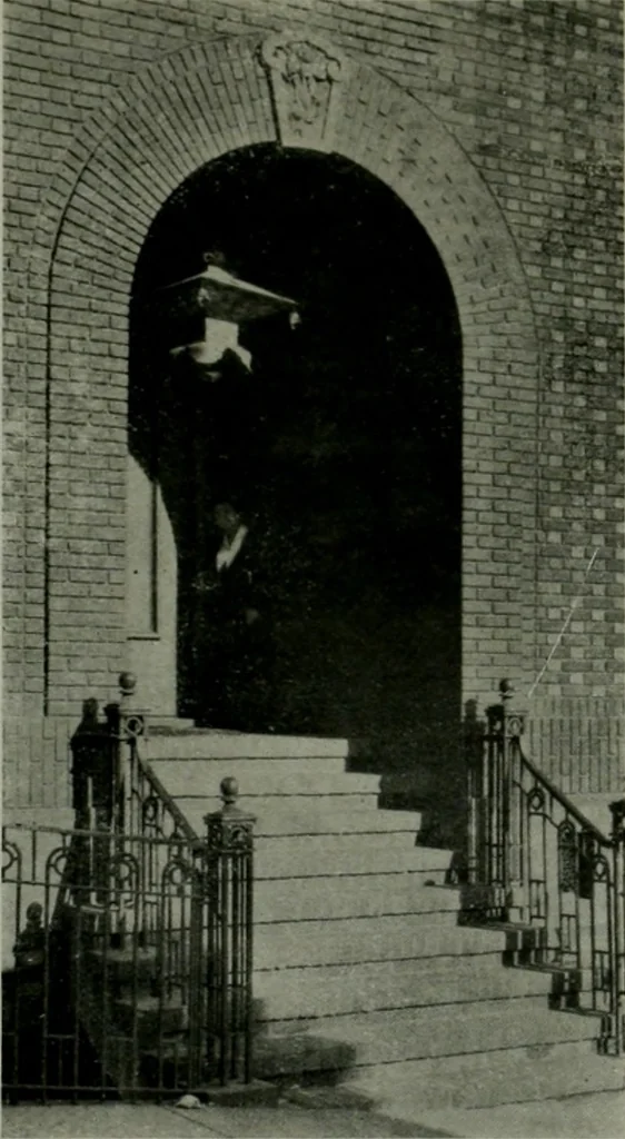 An illustration from The Architect & engineer of California and the Pacific Coast, 1905, leaf 650