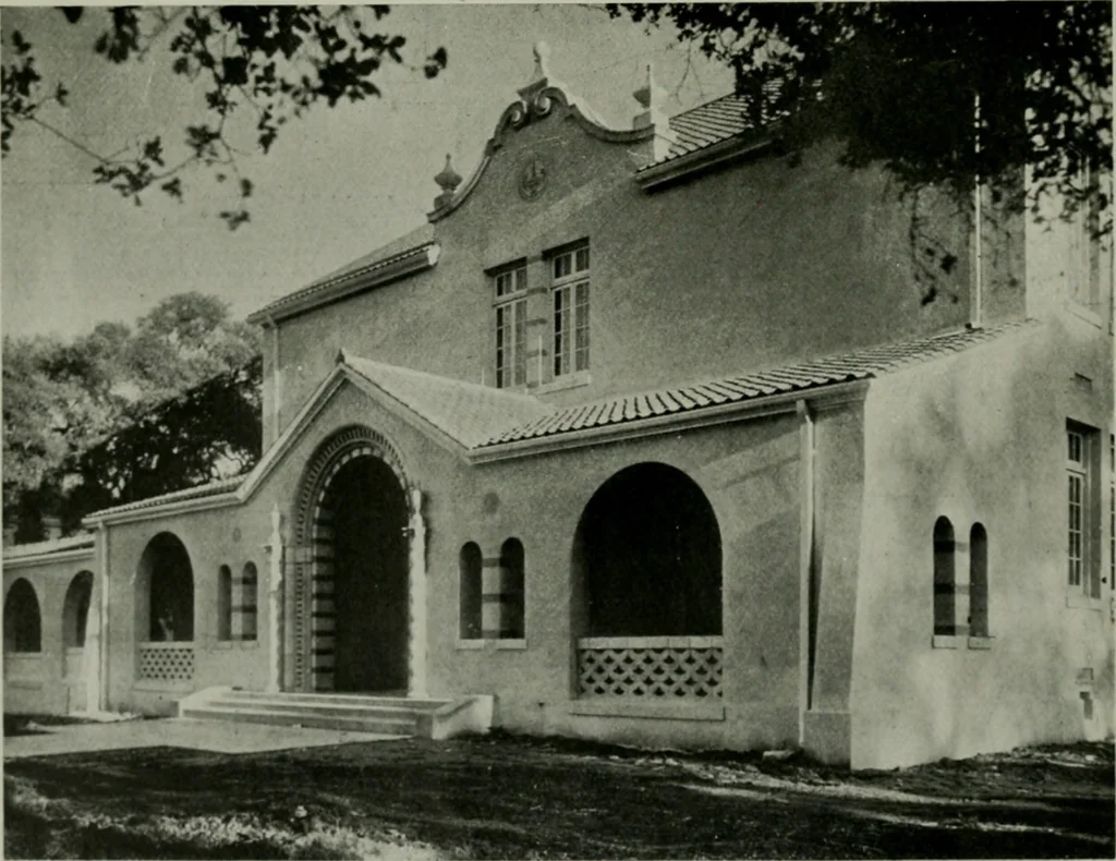 An illustration from The Architect & engineer of California and the Pacific Coast, 1905, leaf 195