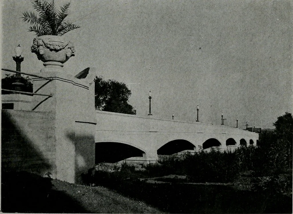 An illustration from The Architect & engineer of California and the Pacific Coast, 1905, leaf 518