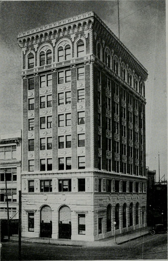 An illustration from The Architect & engineer of California and the Pacific Coast, 1905, leaf 732