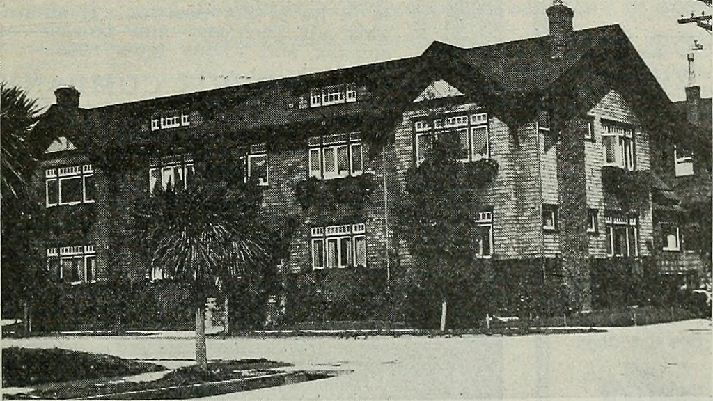 An illustration from Architect and engineer, 1905, leaf 202
