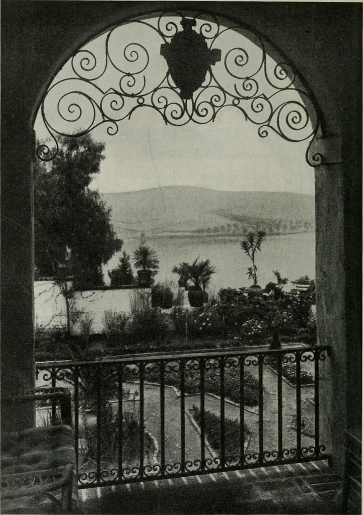An illustration from Architect and engineer, 1905, leaf 215