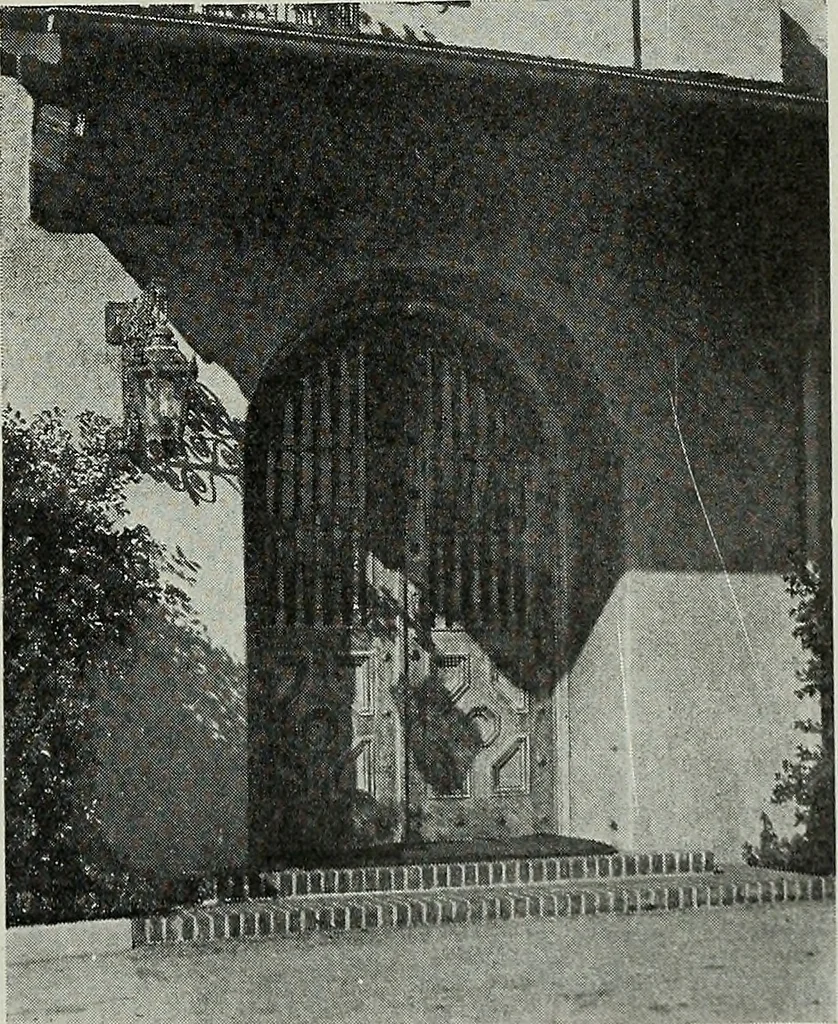An illustration from Architect and engineer, 1905, leaf 218