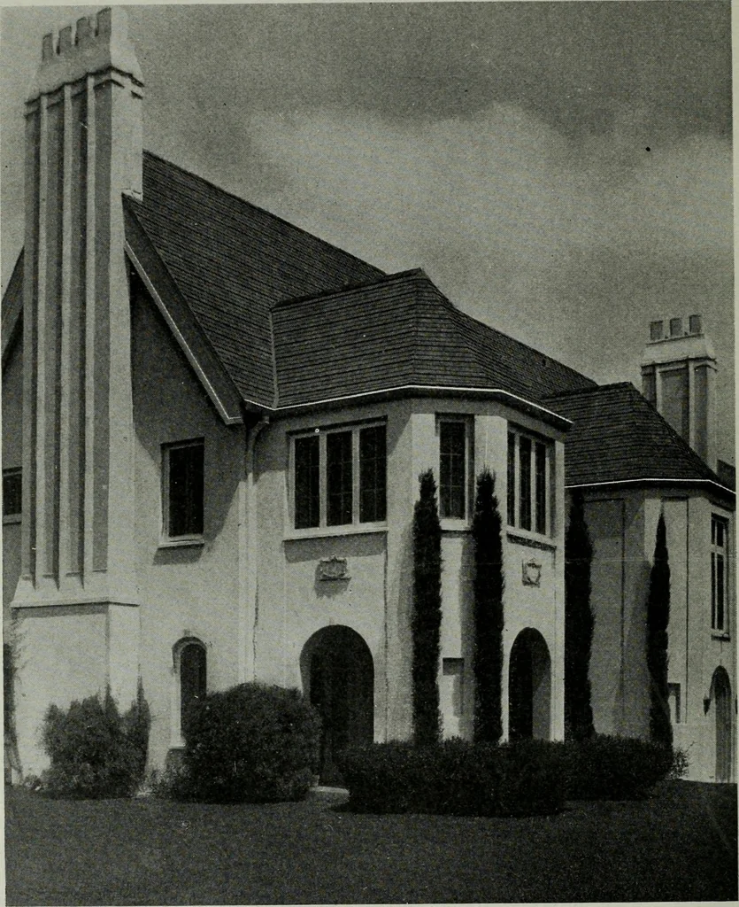 An illustration from Architect and engineer, 1905, leaf 225