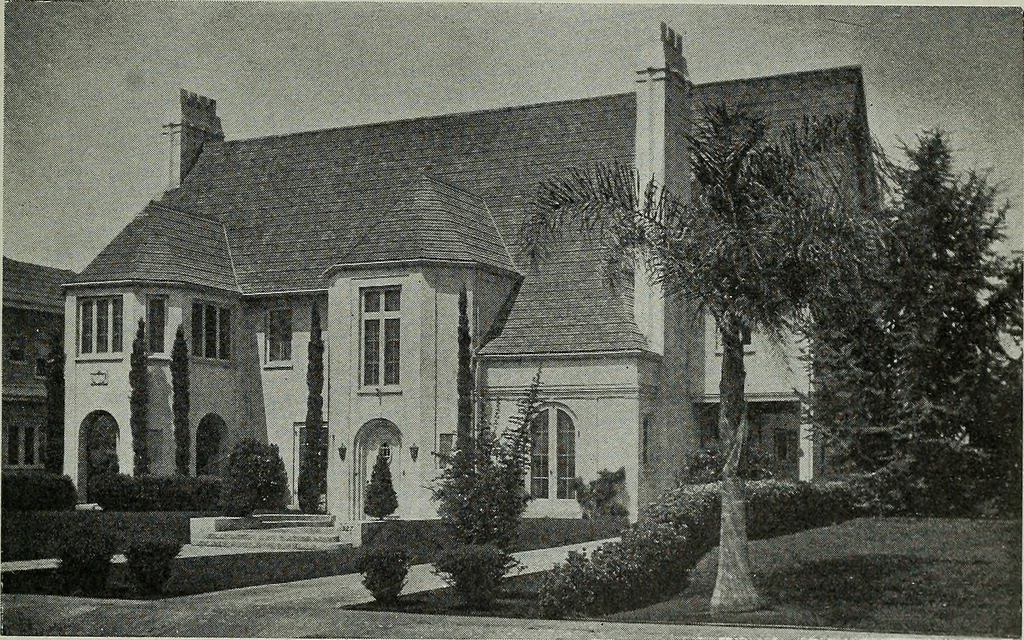 An illustration from Architect and engineer, 1905, leaf 226