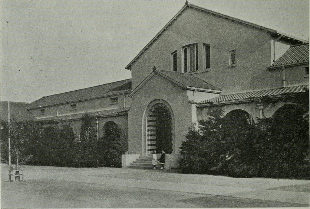 An illustration from Architect and engineer, 1905, leaf 279