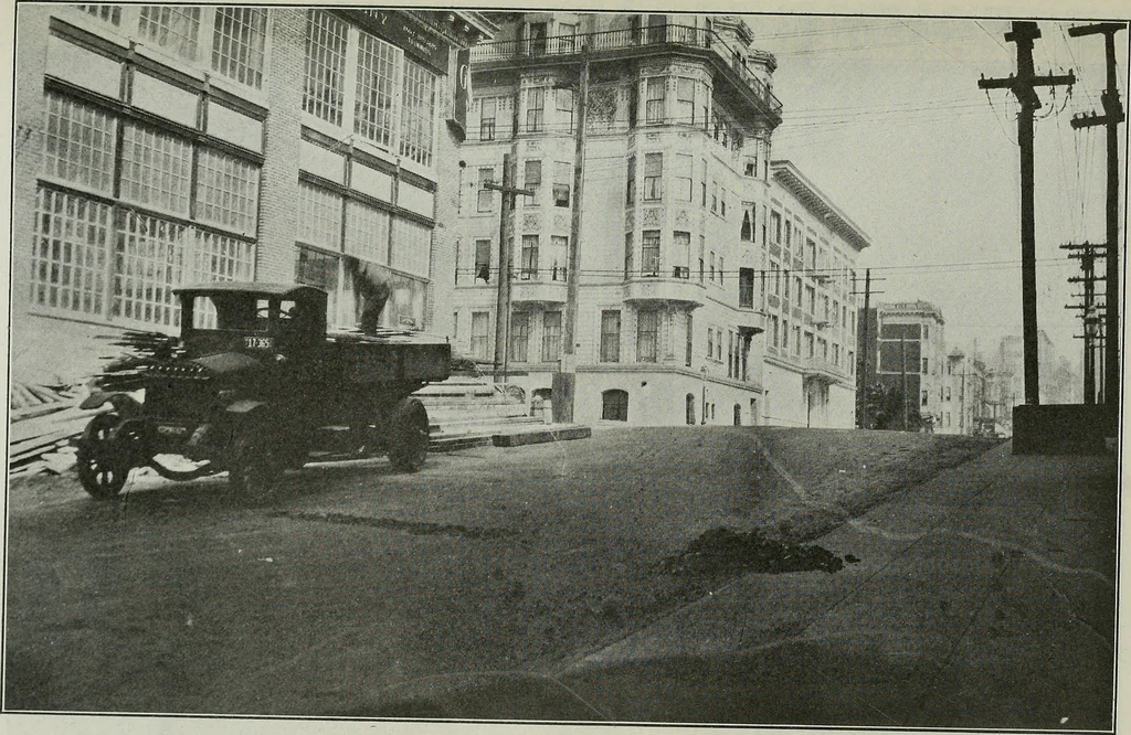 An illustration from Architect and engineer, 1905, leaf 412