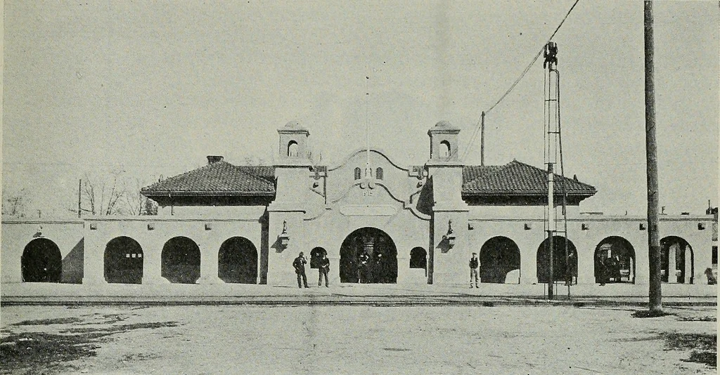 An illustration from Architect and engineer, 1905, leaf 418