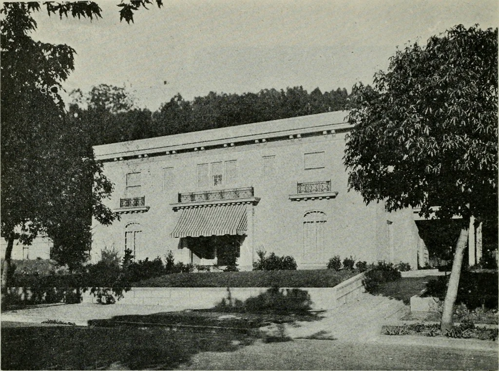 An illustration from Architect and engineer, 1905, leaf 563
